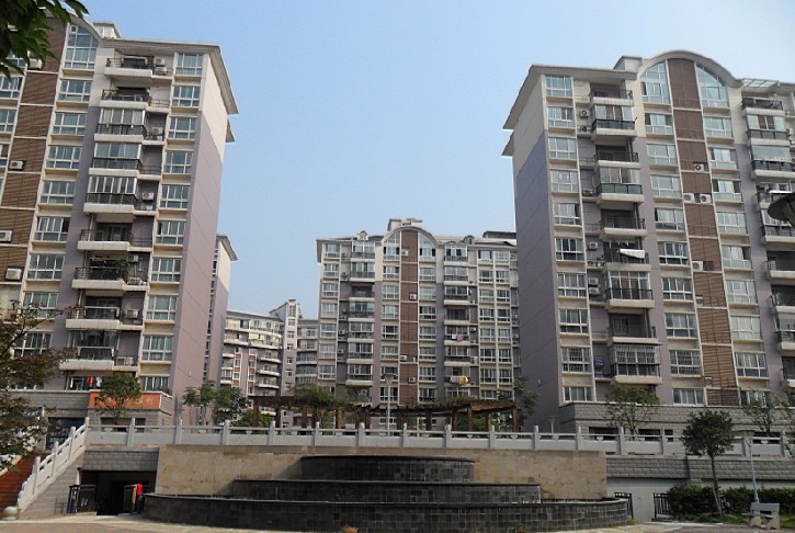 岳家嘴·省直公務員職工住宅小區
